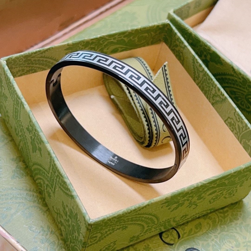 Gvc*1 bracelets